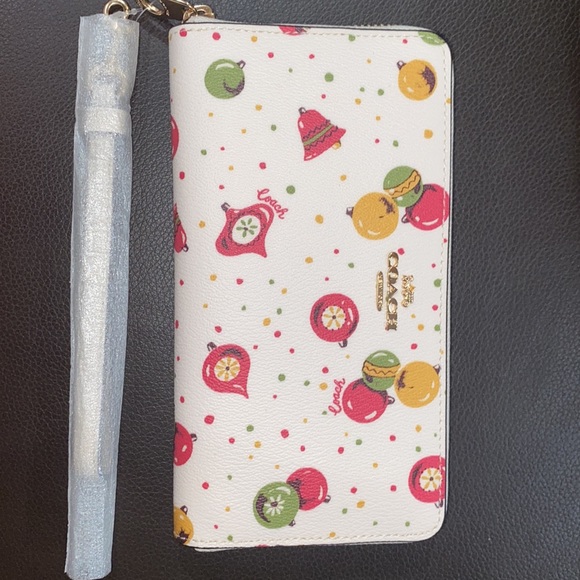 Coach wallet. Ornaments - Picture 6 of 6